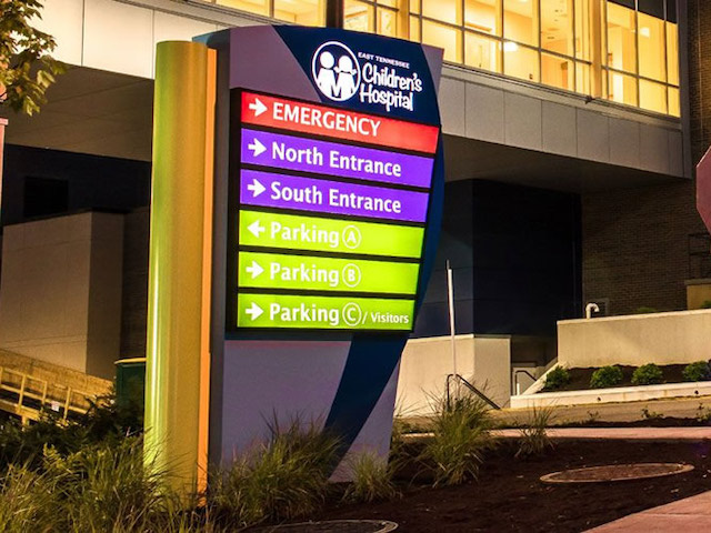 East Tennessee Children's Hospital Exterior Wayfinding Directory